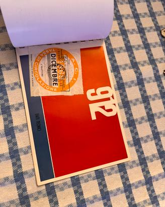 Libro uso e manutenzione porsche