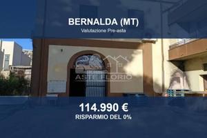Immobile in asta di 246 m² con più di 5 locali a B