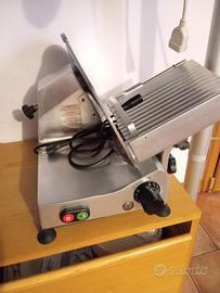 AFFETTATRICE FAC S220