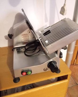 AFFETTATRICE FAC S220