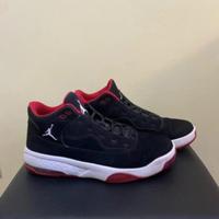 Nike jordan max aura 2