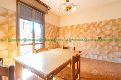 3 LOCALI A VALSAMOGGIA