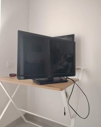 TV Toshiba 24 pollici con telecomando 