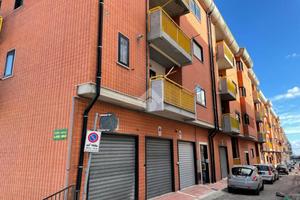 2 LOCALI A MONTE SANT'ANGELO