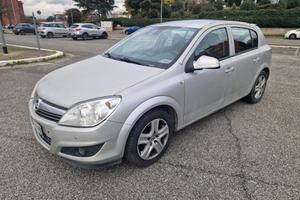 Opel Astra 1.4 GPL Fino al 2033