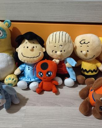 Peluches vari personaggi