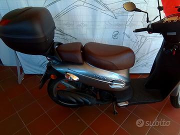 PARABREZZA KYMCO AGILITY 50/125 cc RUOTA DEL 10'' : : Auto e Moto