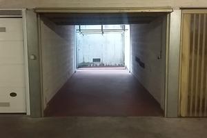 Box auto in via palermo a bolzano
