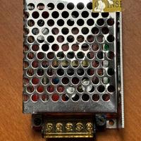 Alimentatore 12V per LED