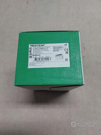 Schneider PLC  TM241CE24T ;