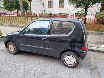 FIAT 600