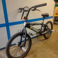 BMX  tornado royal Bugatti 