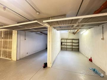 Box / Garage di 17 m² a Bologna