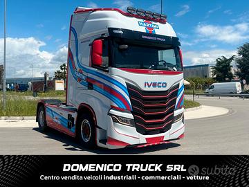 Iveco Stralis S-Way 500 ADR "MARTINI"