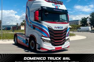 Iveco Stralis S-Way 500 ADR "MARTINI"