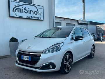Peugeot 208 BlueHDi 100 5p. GT Line ICE White