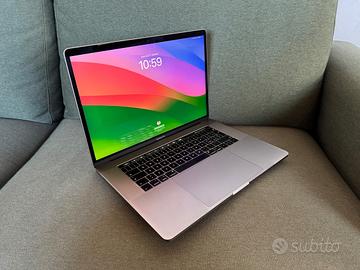 MacBook Pro 15" i9 con touchbar