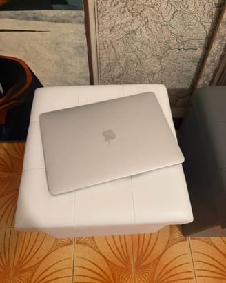 MacBook Pro 2018 - 4 Porte - Touchbar