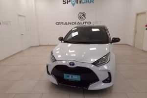 Toyota Yaris IV 1.5h Style