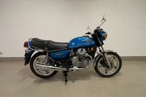 Honda CX 500 1979 + ricambi e accessori