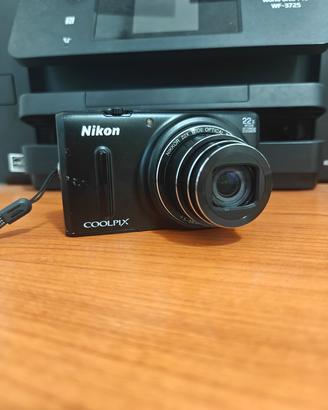 Nikon Coolpix s9600