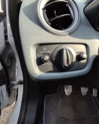 Interruttore fari FORD FIESTA del 2010