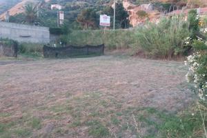 Terreno edificabile a pochi passi dal mare