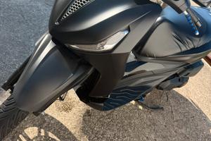 Beverly 400S Deep black