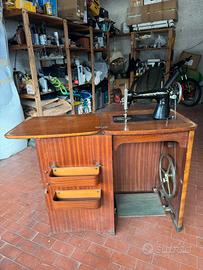 Singer macchina da cicire d’epoca