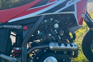 FANTIC MOTOR 125 MOTARD
