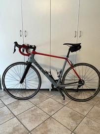 bicicletta da corsa genesis full carbonio