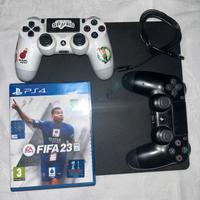 PlayStation 4 slim + 2 controller 