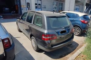 Fiat stilo station wagon