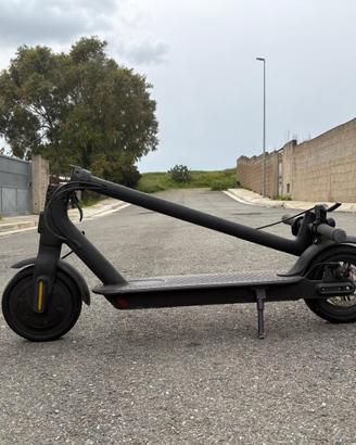 Xiaomi Electric Scooter Essential