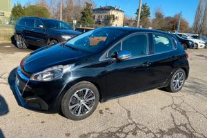 Peugeot 208 PureTech 82 5 porte Allure