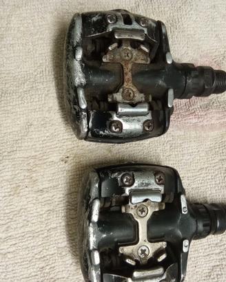 Pedali sgancio rapido shimano