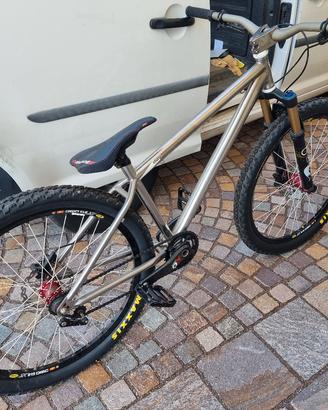 Bicicletta da Dirt telaio in titanio
