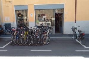 Attività riparazioni bici
