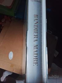 Bandiera madre I tre colori della vita