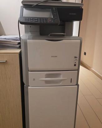 Stampante multifunzione professionale Ricoh Aficio