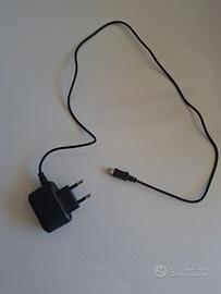 Caricatore mini-USB nuovo