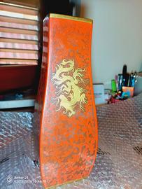 Vaso morbelli con incisioni in oro zecchino