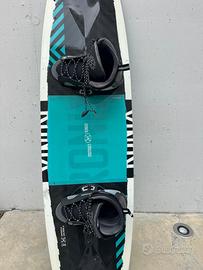 Wakeboard Ronix District 144 + attacchi inclusi