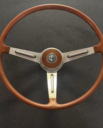 Volante d’epoca per Alfa Romeo