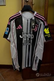 Maglia Juventus home 25/26 player Yildiz