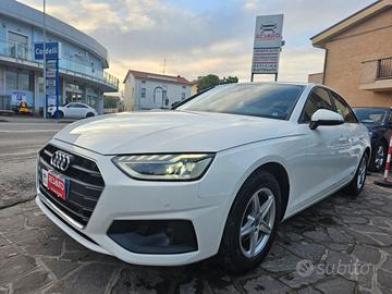 Audi A4 30 TDI/136 CV S tronic line edition