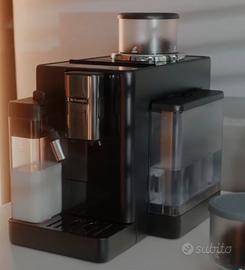 Macchina Caffé Delonghi Rivelia