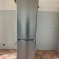 Frigo LG a libera installazione