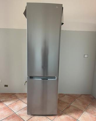 Frigo LG a libera installazione