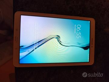 Samsung Galaxy Tab E 9.6 modello SM-T561
